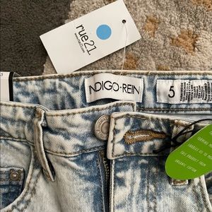 Rue 21 Acid wash skinny jeans size 5